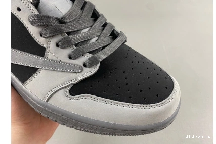 x Travis 1 Scott Air Jordan 1107